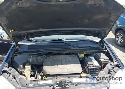 2011 Chrysler Town & Country Touring L из США, поврежденный, VIN 2A4RR8DG4BR609503